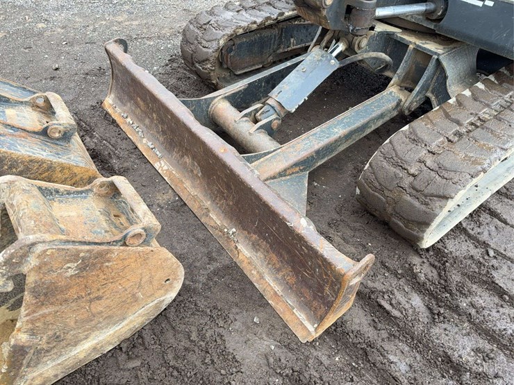 2020-bobcat-e42-image-42