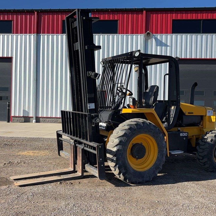 2015 JCB 930