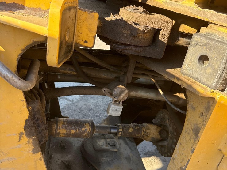 2007-caterpillar-930g-image-14