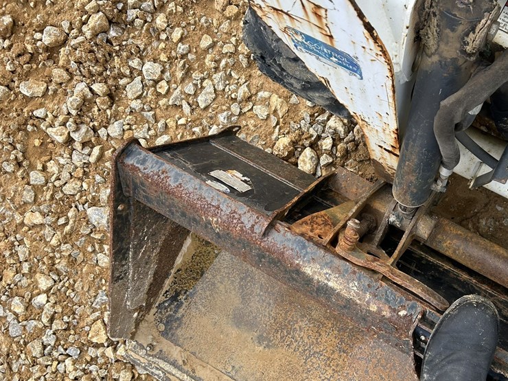 2018-bobcat-s550-image-8