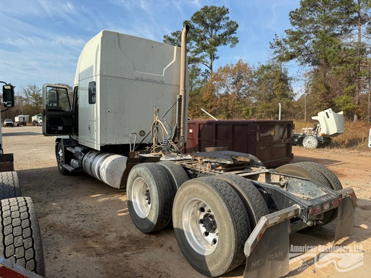 2020-mack-anthem-truck-image-5