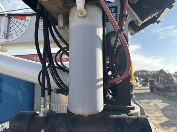 2006-ford-f550-image-29