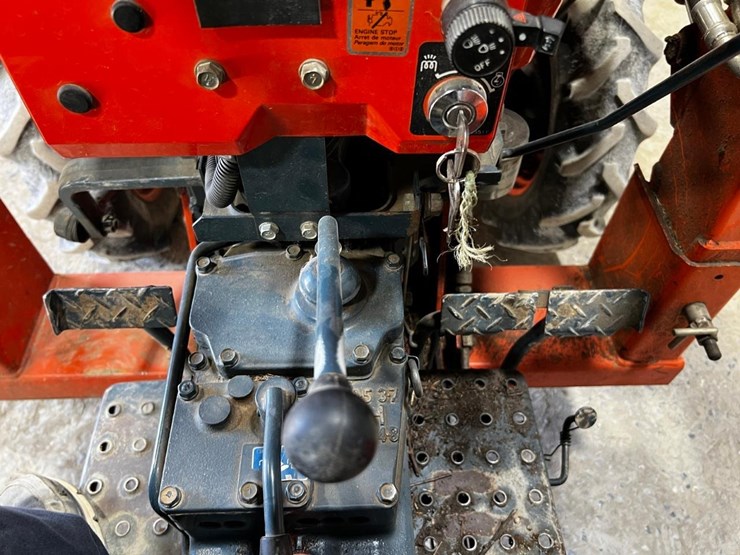 kubota-l2350-image-23