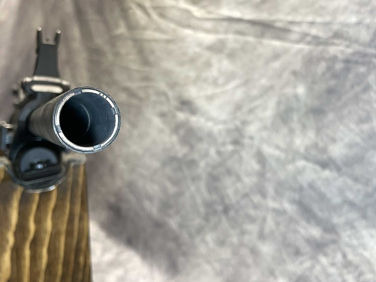 #2351-•-rock-island-vr60-12-ga.-semi-auto-shotgun,-sn:-r176949-image-7