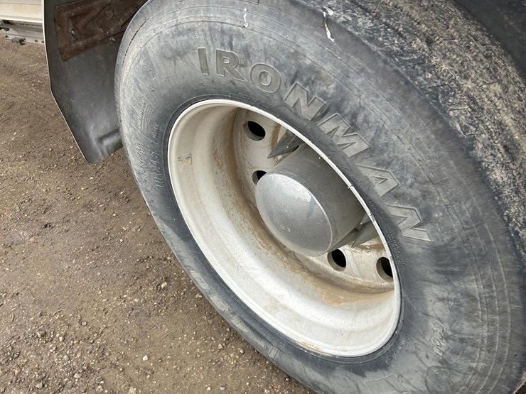 2006-wilson-41ft-grain-trailer-image-8