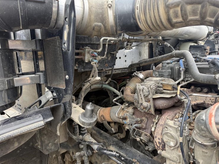 2014-kenworth-t800-image-54