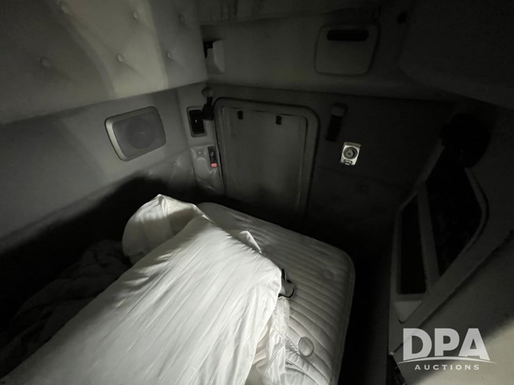 kenworth-t680-image-68