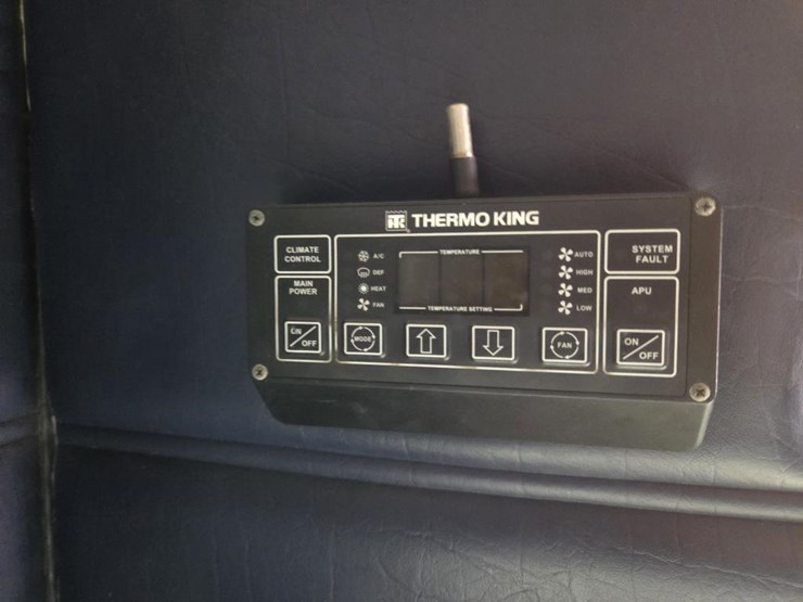 2007-peterbilt-386-image-66