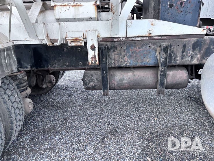 1995-kenworth-t800-image-51