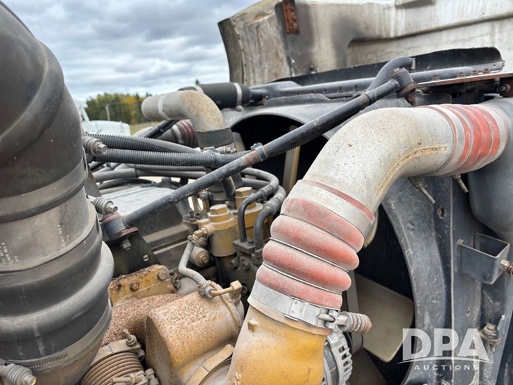peterbilt-378-image-44