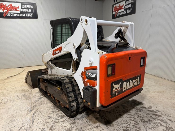 2021-bobcat-t595-image-3