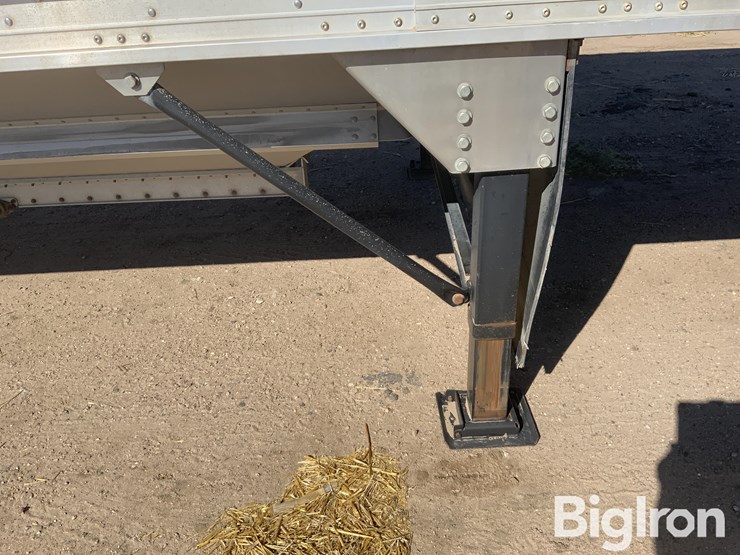 stoughton-grain-trailer-image-14