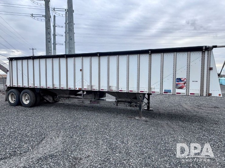 2013-merritt-hopper-image-7