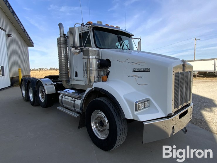kenworth-t800b-image-3