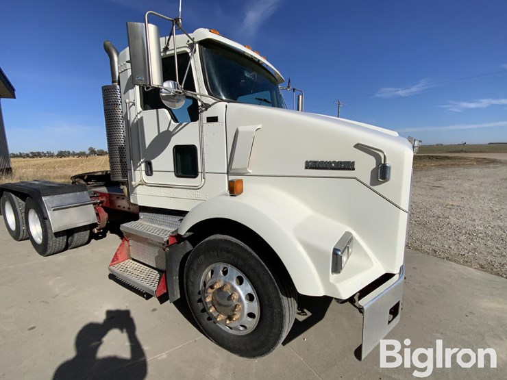 kenworth-t800b-image-20