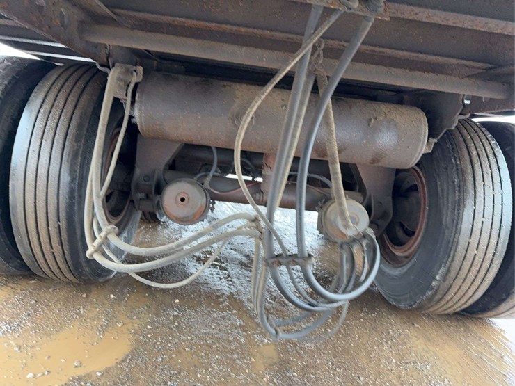 2005-strick-trailer-image-16