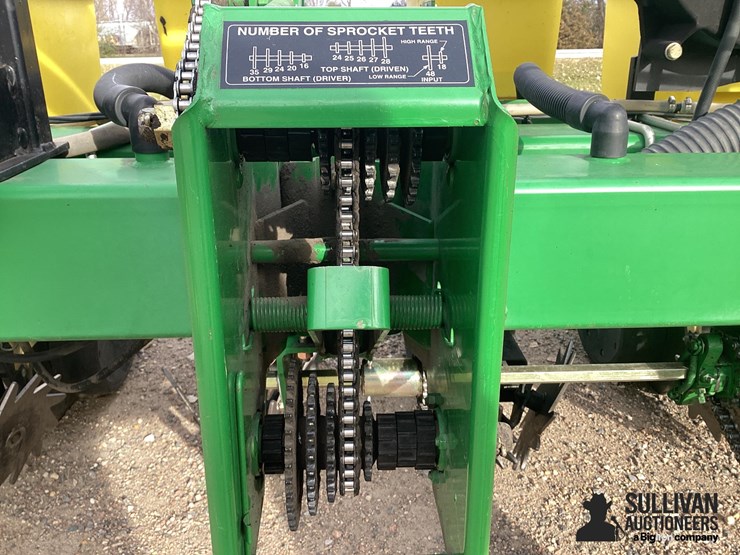 john-deere-700-image-15