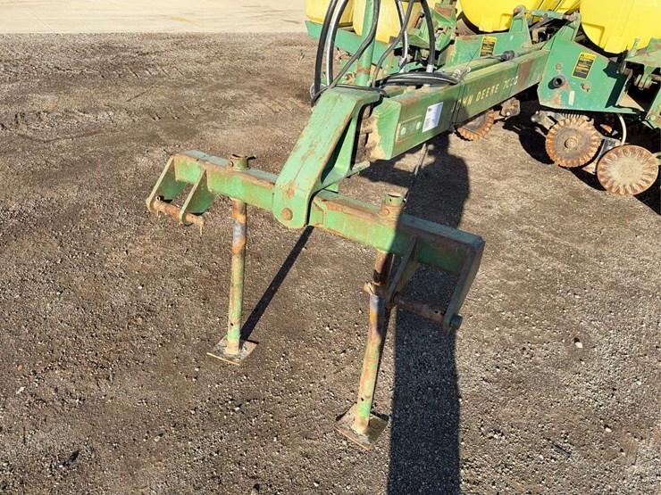 john-deere-7000-image-22