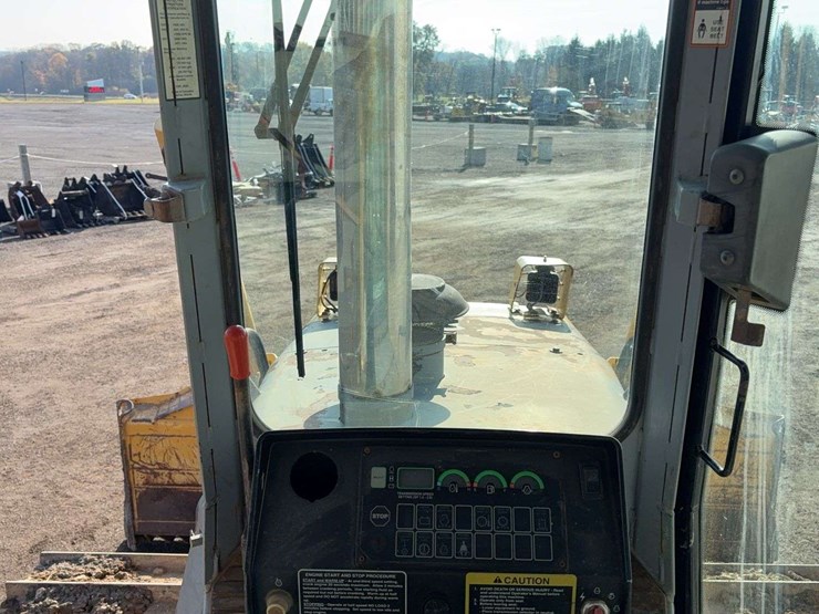 john-deere-850-image-42