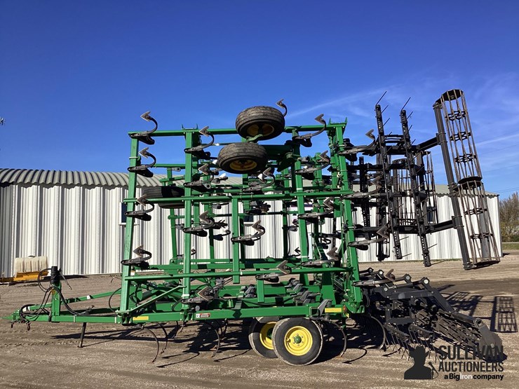 john-deere-2210-image-8