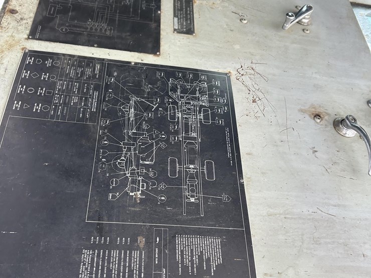 1981-oshkosh-green-snow-blower-image-29