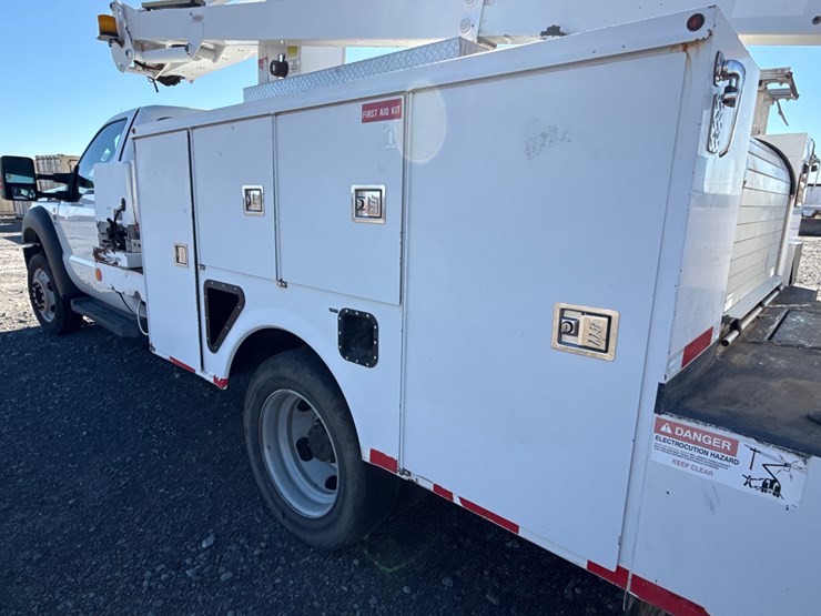 2012-ford-f550-image-9