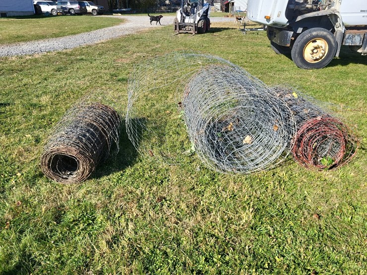 (3)-rolls-48"-tall-livestock-fence-image-2