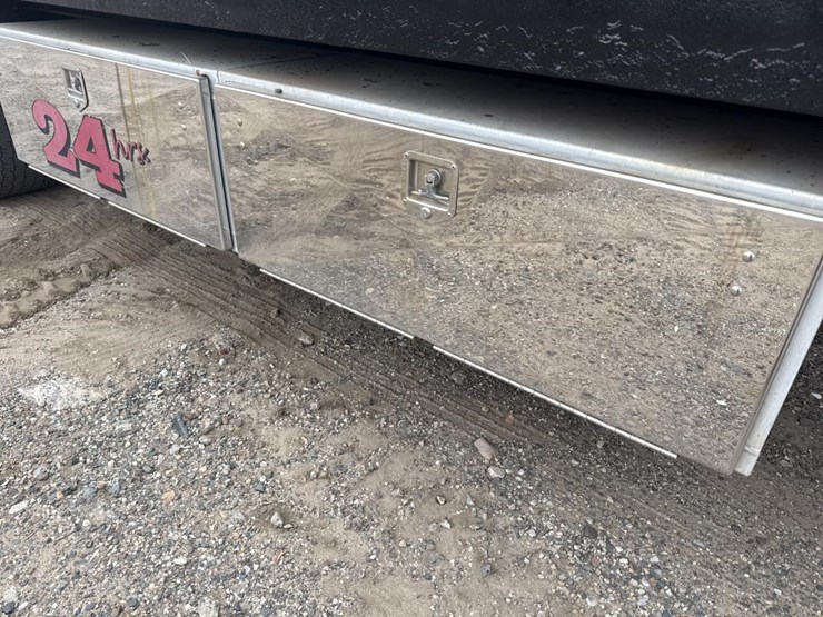 kenworth-t800-image-49