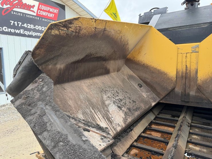 2015-caterpillar-ap-555e-image-11