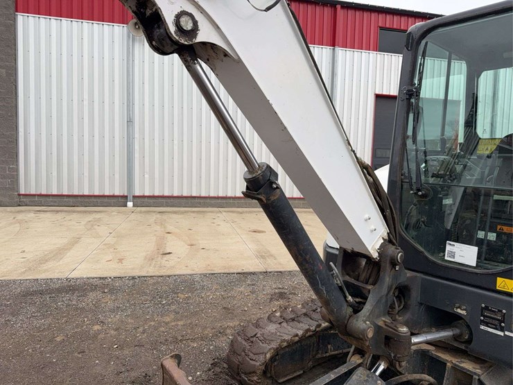 2020-bobcat-e42-image-60