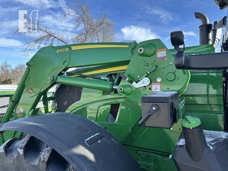 2023-john-deere-6r-155-image-38