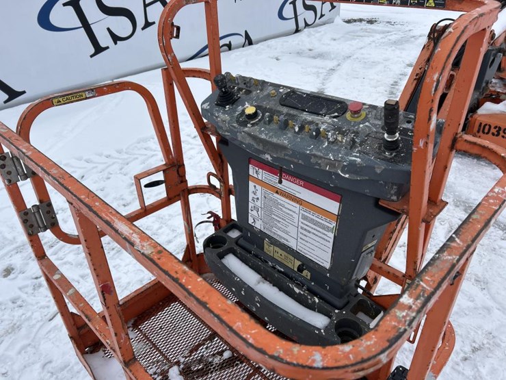 jlg-e300ajp-image-10