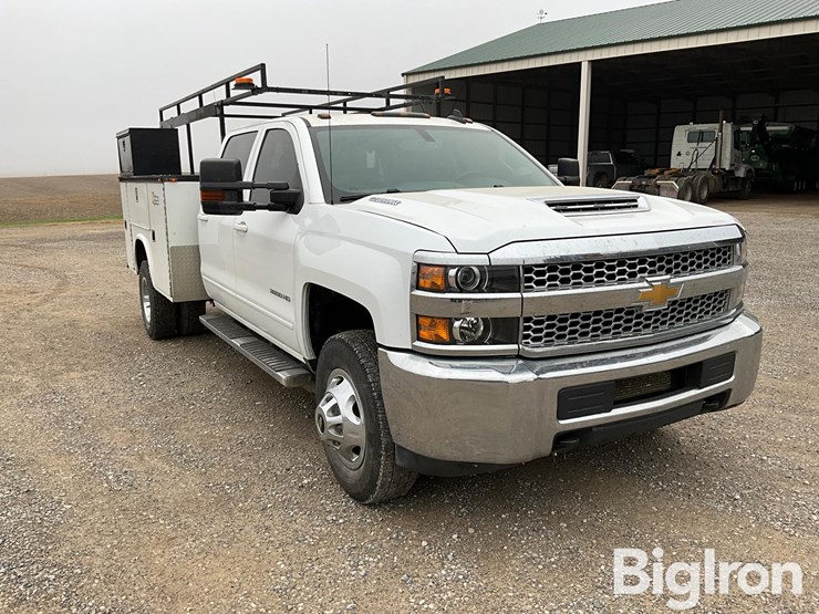2019-chevrolet-silverado-3500-image-3