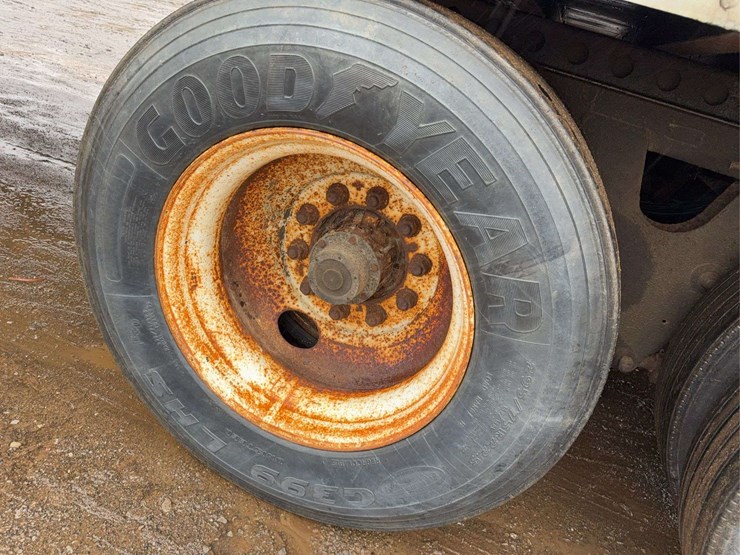 2005-strick-trailer-image-9