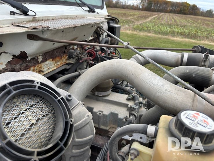 international-4900-image-31