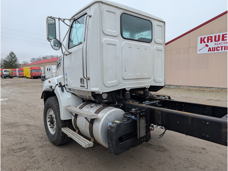 western-star-4700sb-image-16