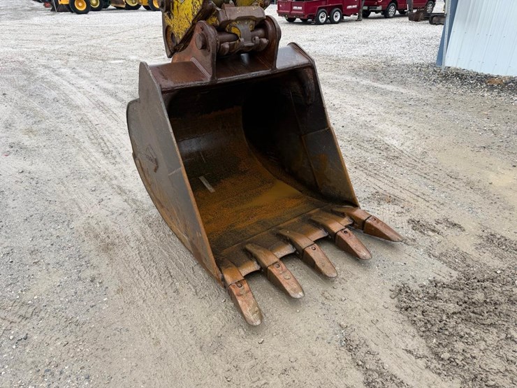 kobelco-sk160-image-11