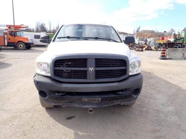 dodge-ram-3500-image-3