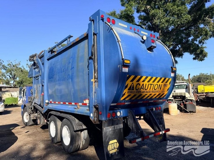 2016-mack-leu613-image-10