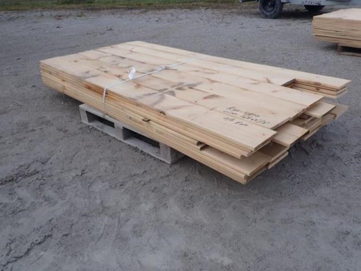 qty-of-(60)-1-in.-x-8-in.-x-7-8-ft-e/e-pine-lumber-image-1