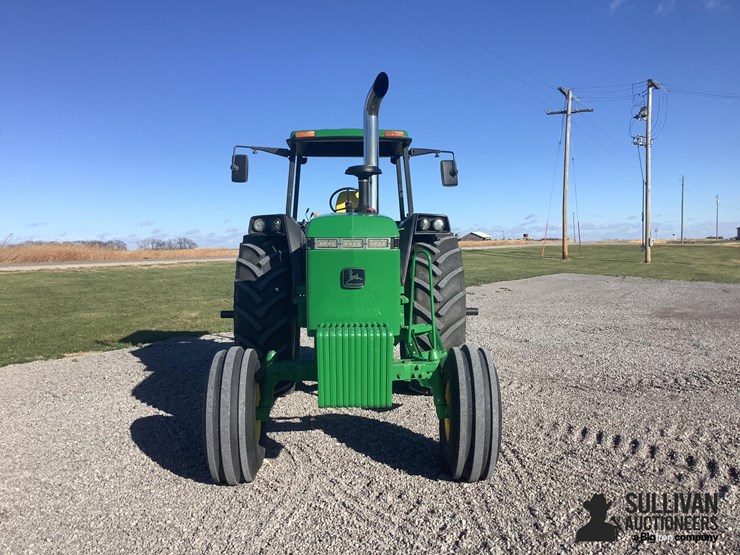 john-deere-4050-image-2