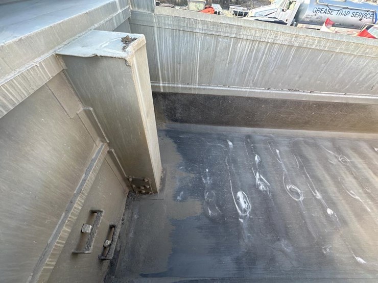 2017-international-hx615-image-44