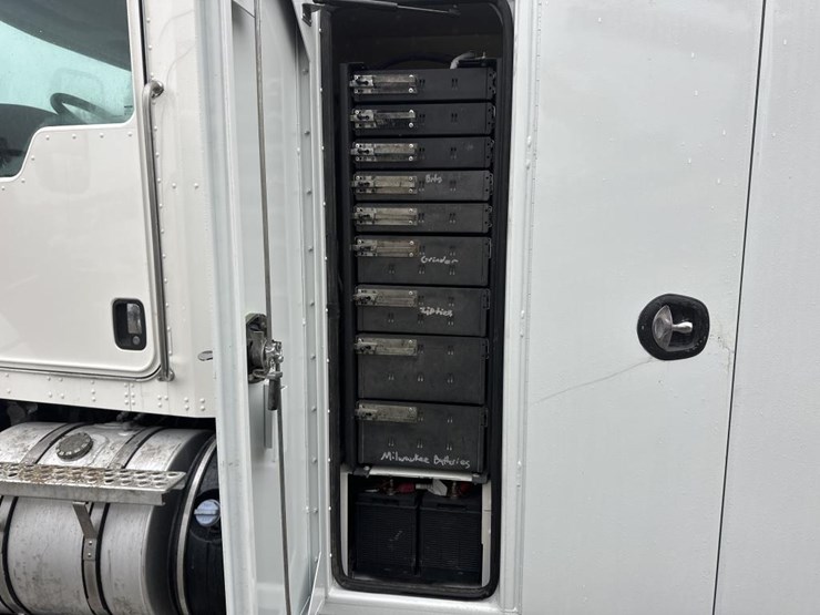 kenworth-t270-image-35