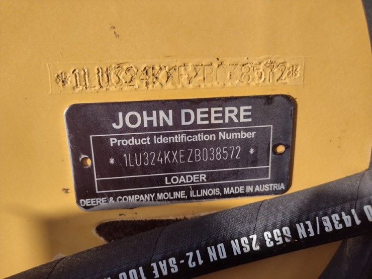 deere-324k-image-5