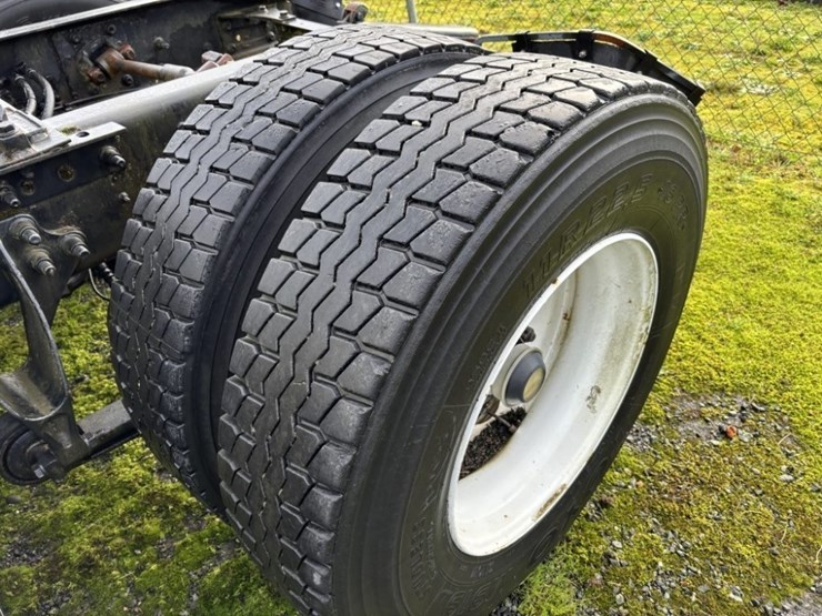 2009-international-prostar-image-10