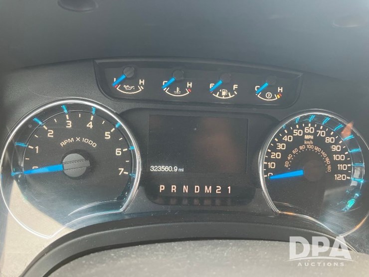 ford-f150-xlt-image-11