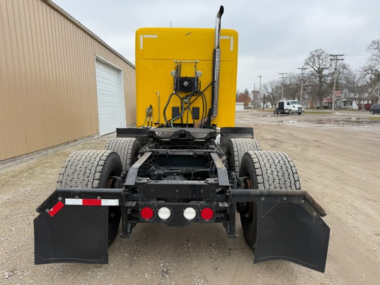 2019-kenworth-t680-image-4