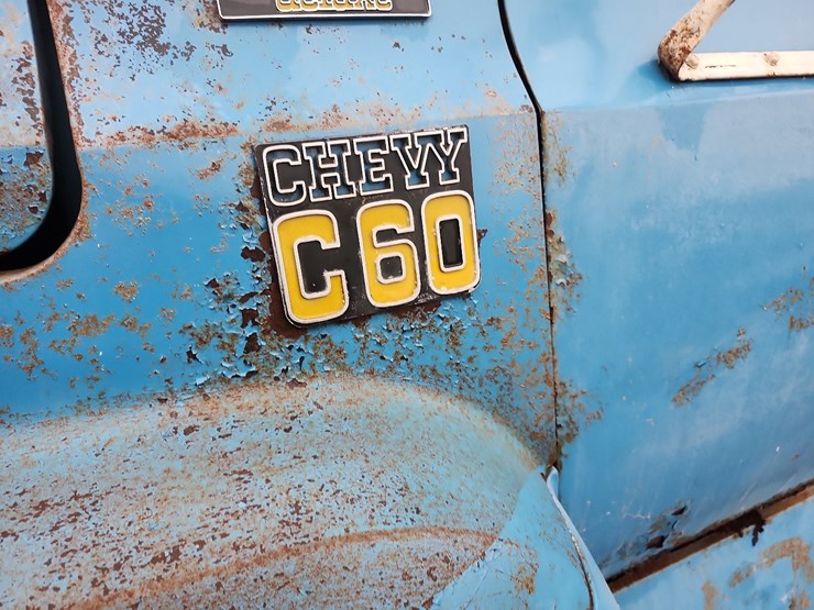 1975-chevrolet-c60-image-2