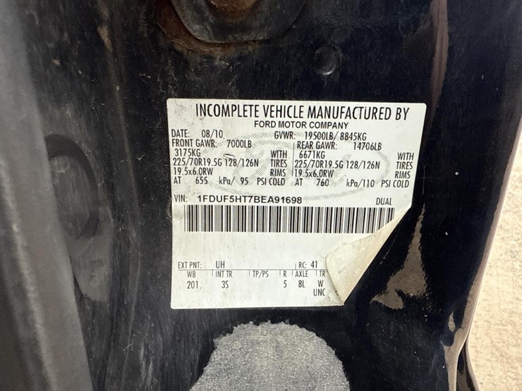 ford-f550-xlt-image-55