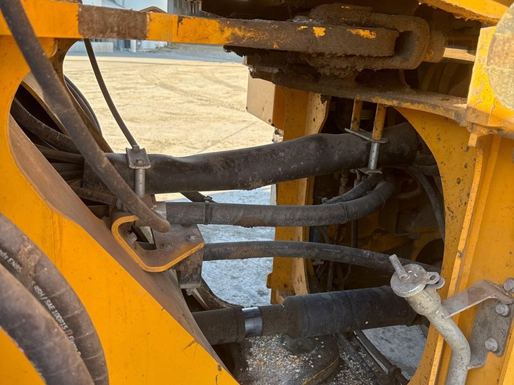 2018-volvo-l70h-image-19